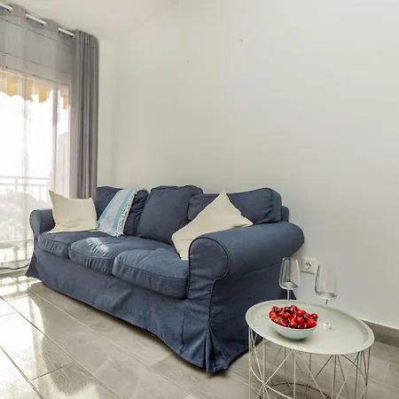 Barcelona By Interhome アパート