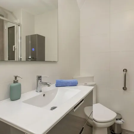 Barcelona By Interhome Appartamento *