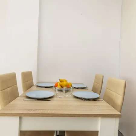 Barcelona By Interhome